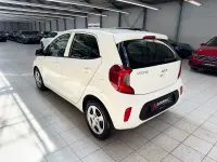 Gebraucht Kia Picanto Edition 7 67 PS (49 kW) 2023 Weiß Kleinwagen