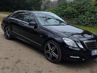 Gebraucht Mercedes E350 Avantgarde 292 PS (214 kW) 2011 Schwarz Limousine