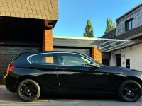Gebraucht BMW 118 143 PS (105 kW) 2014 Schwarz Kleinwagen