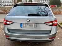 Gebraucht Skoda Superb 190 PS (139 kW) 2017 Silber Kombi