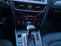 Gebraucht Audi A4 143 PS (105 kW) 2013 Silber Kombi