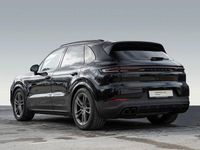 Gebraucht Porsche Cayenne 470 PS (345 kW) 2024 Schwarz SUV