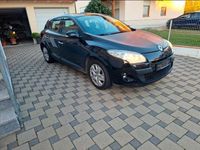 Gebraucht Renault Mégane Dynamique 131 PS (96 kW) 2012 Schwarz Limousine