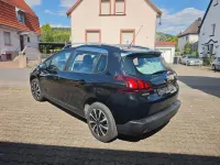Gebraucht Peugeot 2008 82 PS (60 kW) 2016 Schwarz SUV