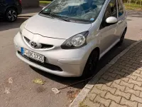 Gebraucht Toyota Aygo 67 PS (49 kW) 2006 Silber Kleinwagen
