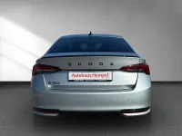Neu Skoda Octavia SportLine 150 PS (110 kW) 2026 Silber Limousine
