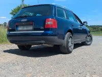 Gebraucht Audi A6 Comfort 170 PS (125 kW) 1999 Blau Kombi