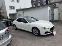 Gebraucht Maserati Ghibli 275 PS (202 kW) 2016 Weiß Limousine