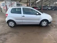 Usado VW Fox Style 60 CV (44 kW) 2009 Plateado Utilitario