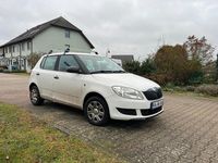 Gebraucht Skoda Fabia 60 PS (44 kW) 2014 Weiß Kleinwagen