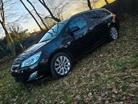 Gebraucht Opel Astra 125 PS (91 kW) 2012 Schwarz Kombi