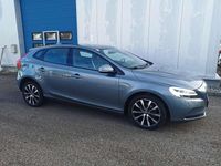 Gebraucht Volvo V40 Linje Svart 120 PS (88 kW) 2018 Osmium graumetallic Kombi