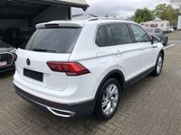 gebraucht VW Tiguan 1.5 TSI DSG Elegance Navi ACC Matrix