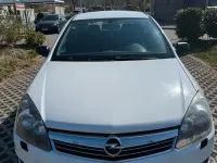 Usata Opel Astra 110 CV (80 kW) 2009 Bianco Utilitaria