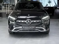 Gebraucht Mercedes GLA200 163 PS (119 kW) 2025 Metalliclack kosmosschwarz SUV
