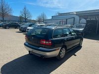 Gebraucht Volvo V40 122 PS (89 kW) 2003 Schwarz Kombi