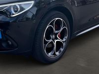Gebraucht Alfa Romeo Stelvio Veloce 209 PS (153 kW) 2022 Colore esterno (nero vulcano, SUV