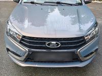 Second-hand Lada Vesta 106 CP (77 kW) 2017 Andere farben Berlinǎ