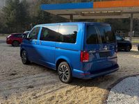 Gebraucht VW Multivan Comfortline 150 PS (110 kW) 2021 Ravennablau metallic Van