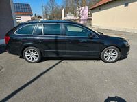 Gebraucht Skoda Superb Exclusive 170 PS (125 kW) 2014 Schwarz Kombi