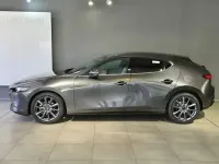 Neu Mazda 3 Center-Line 140 PS (102 kW) 2026 Grau Limousine