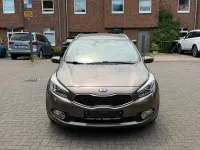 Gebraucht Kia Ceed 135 PS (99 kW) 2013 Braun Kleinwagen