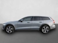 Gebraucht Volvo V60 CC Plus 197 PS (144 kW) 2023 Grau Kombi