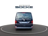 Gebraucht VW Caravelle 110 PS (80 kW) 2021 Deep black perleffekt Van / Kleinbus