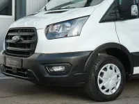 Gebraucht Ford Transit 131 PS (96 kW) 2023 Weiß Van / Kleinbus
