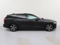 Gebraucht Volvo V60 Plus 197 PS (144 kW) 2025 Schwarz Kombi