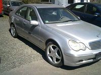 Gebraucht Mercedes C200 Elegance 163 PS (119 kW) 2001 Silber Limousine