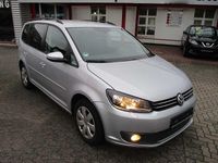 Gebraucht VW Touran 105 PS (77 kW) 2012 Silber Van / Kleinbus