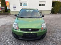 Gebraucht Ford Fiesta Ambiente 69 PS (50 kW) 2006 Grün Kleinwagen