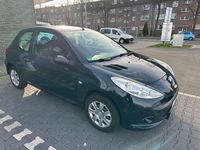 Gebraucht Peugeot 206+ Basis 60 PS (44 kW) 2011 Grau Kleinwagen