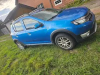 Gebraucht Dacia Sandero Stepway 90 PS (66 kW) 2015 Blau SUV