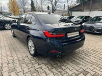 gebraucht BMW 330 d xDrive Aut. Navi LED Live-Cockpit SHZ PDC