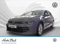 Gebraucht VW Golf VIII Life 116 PS (85 kW) 2024 Mondsteingrau Limousine