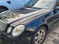 Gebraucht Mercedes E200 Avantgarde 184 PS (135 kW) 2006 Schwarz Limousine