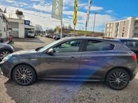 Gebraucht Alfa Romeo Giulietta Turismo 120 PS (88 kW) 2016 Braun Kleinwagen