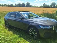 Gebraucht Volvo V90 Momentum 235 PS (172 kW) 2021 Grau Kombi