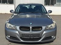 Gebraucht BMW 320 177 PS (130 kW) 2009 Grau Limousine