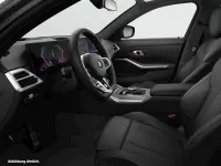 Gebraucht BMW 320 Sport Line 190 PS (139 kW) 2026 Schwarz Kombi