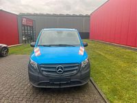 Gebraucht Mercedes Vito 163 PS (119 kW) 2019 Blau Van