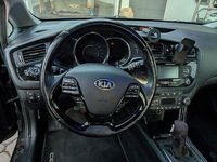 Gebraucht Kia Ceed 135 PS (99 kW) 2014 Schwarz Kleinwagen