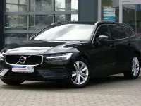 Gebraucht Volvo V60 Momentum 197 PS (144 kW) 2019 Onyx black Kombi
