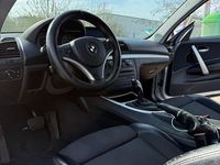 Gebraucht BMW 125 218 PS (160 kW) 2009 Silber Kleinwagen