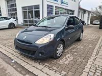 Gebraucht Renault Clio III 75 PS (55 kW) 2012 Blau Kleinwagen