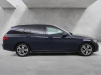 Gebraucht Mercedes C300 Avantgarde 272 PS (200 kW) 2021 Blau Limousine