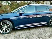 Gebraucht VW Passat Highline 190 PS (139 kW) 2015 Blau Kombi