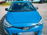Gebraucht Hyundai i20 86 PS (63 kW) 2014 Blau Kleinwagen